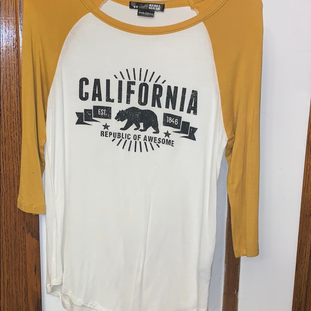 A CALIFORNIA TEE- SHIRT